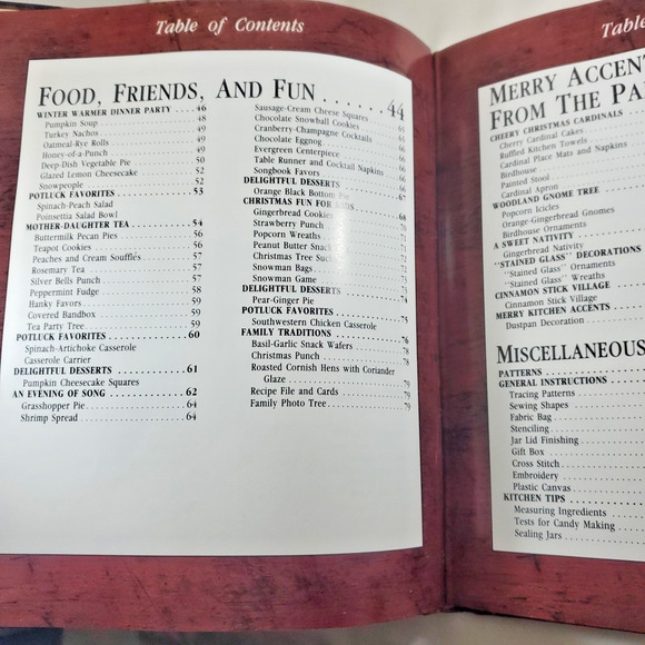 90s Cookbook Creative Christmas Kitchen Leisure Arts Hardcover Crafts Recipes - Picture 5 of 8